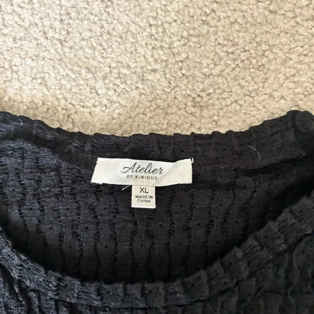 womans black textured top - Picture 3 of 5